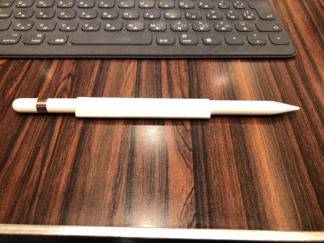 iPadとSmart Keyboardに第1世代Apple Pencilをくっつけて持ち運ぶには 